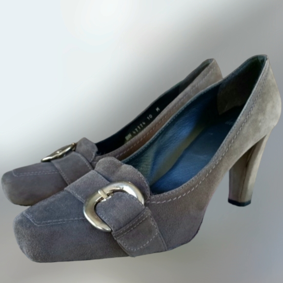 Stuart Weitzman Charcoal Suede 'Edit' Square Toe Pumps - Picture 2 of 12
